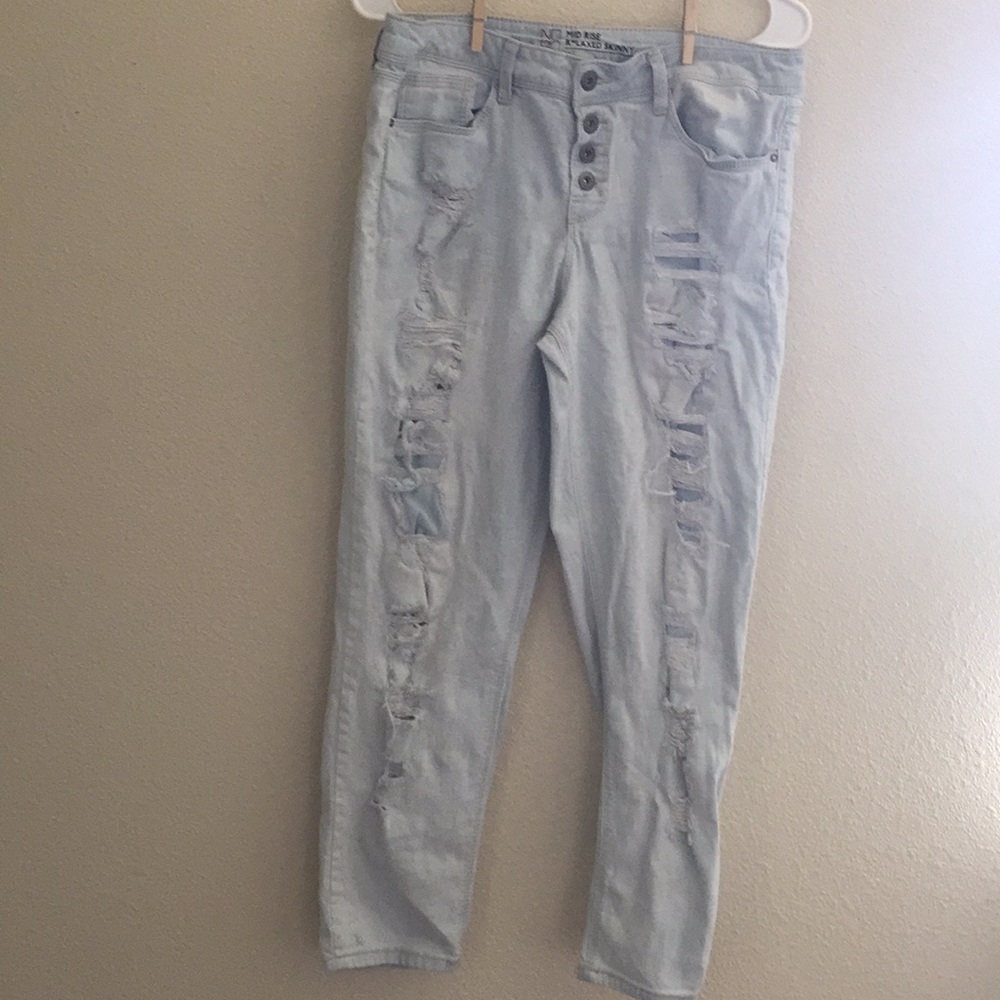 Light wash distressed skinnies size 13